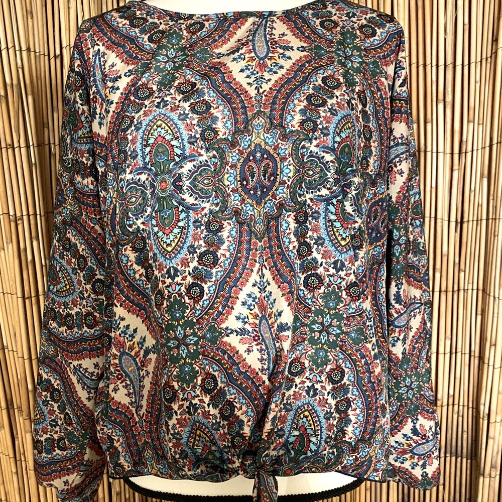 Cha Cha Vente Front Tie Top